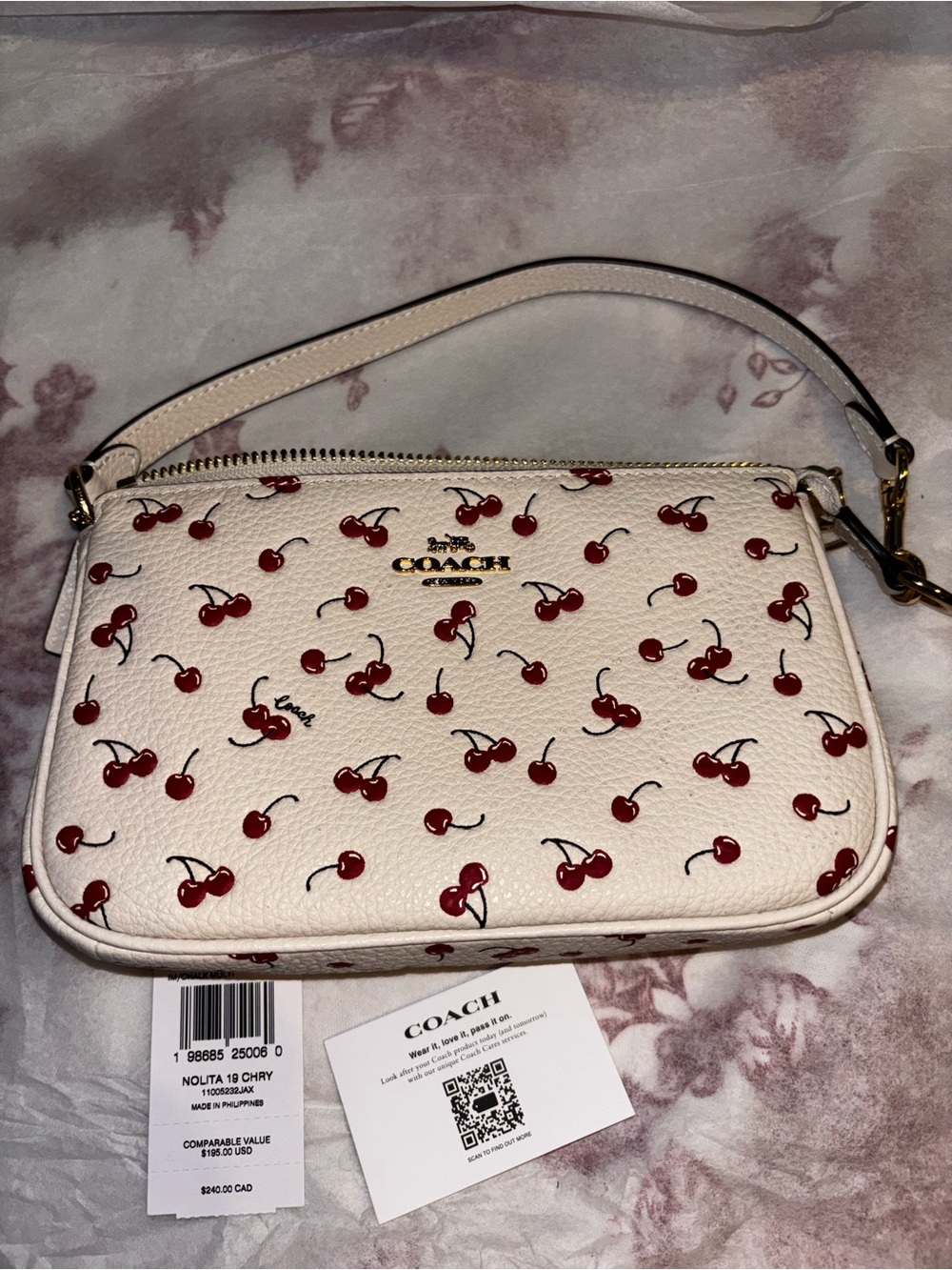 Coach Nolita 19 With Cherry Print Bag CEX29 New - Picture 7 of 12